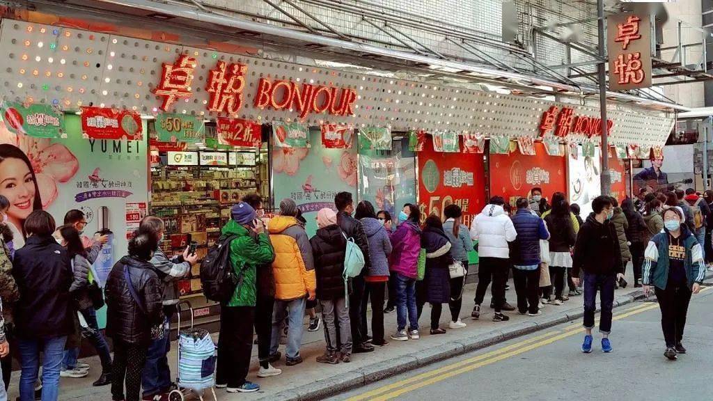 香港二四六开奖免费结果,香港二四六开奖免费结果——彩票背后的故事